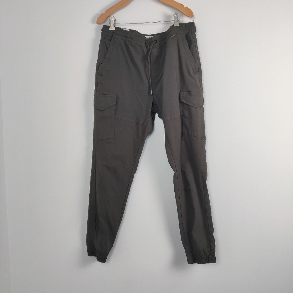 Men's Projek Raw Cargo Pants - Size Large NEW
